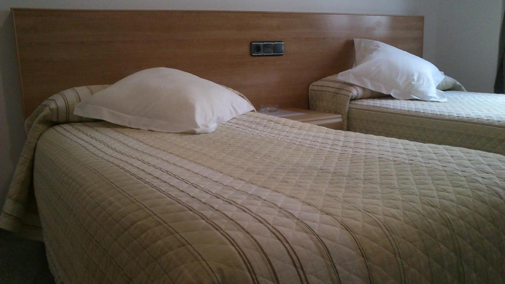 Hotel Albanta La Lantejuela Cameră foto